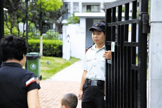 淺談保安服務人員在門口執勤的時候要注意什么
